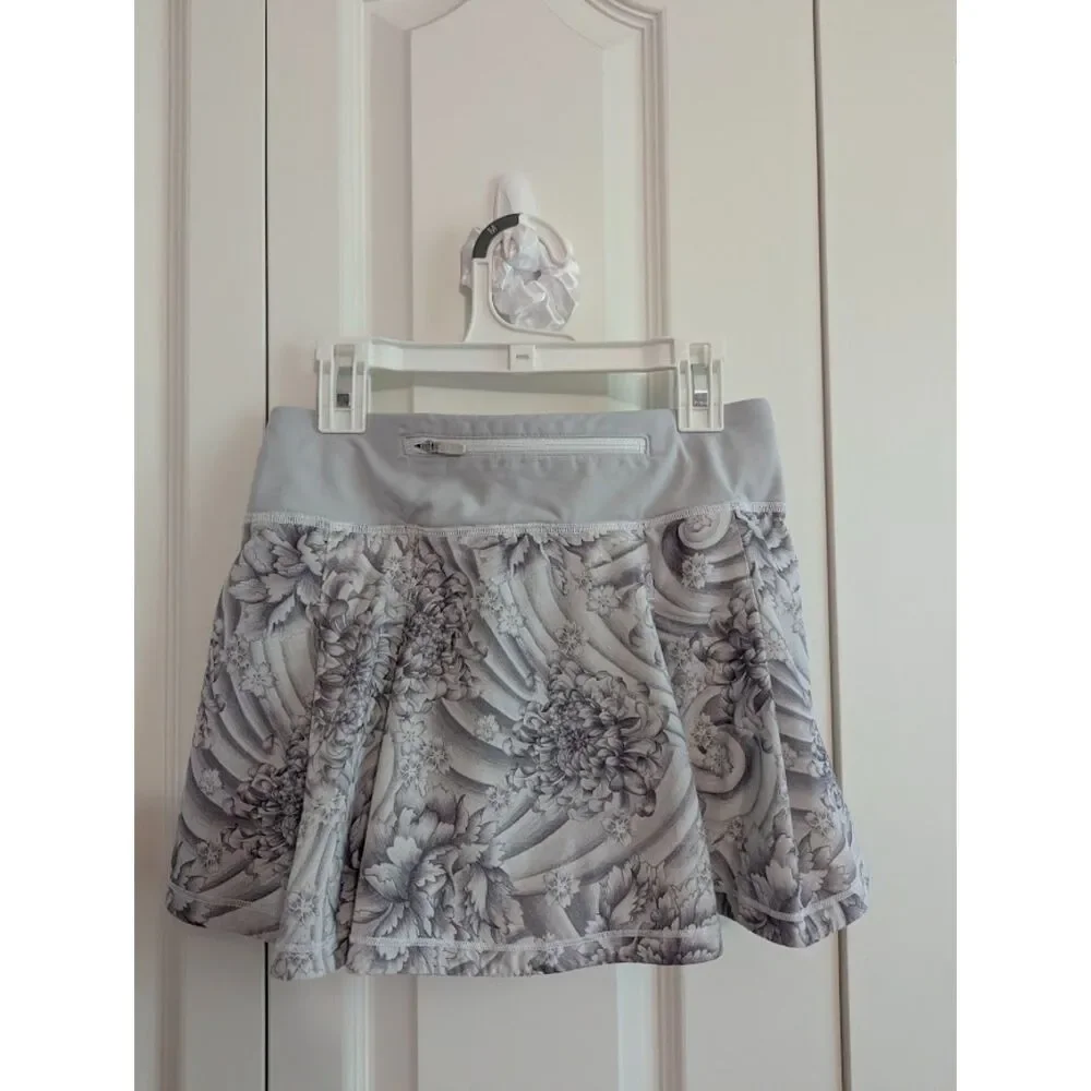 Lululemon 2 Pace Rival Skirt gray floral Mini Twine White golf tennis pickleball